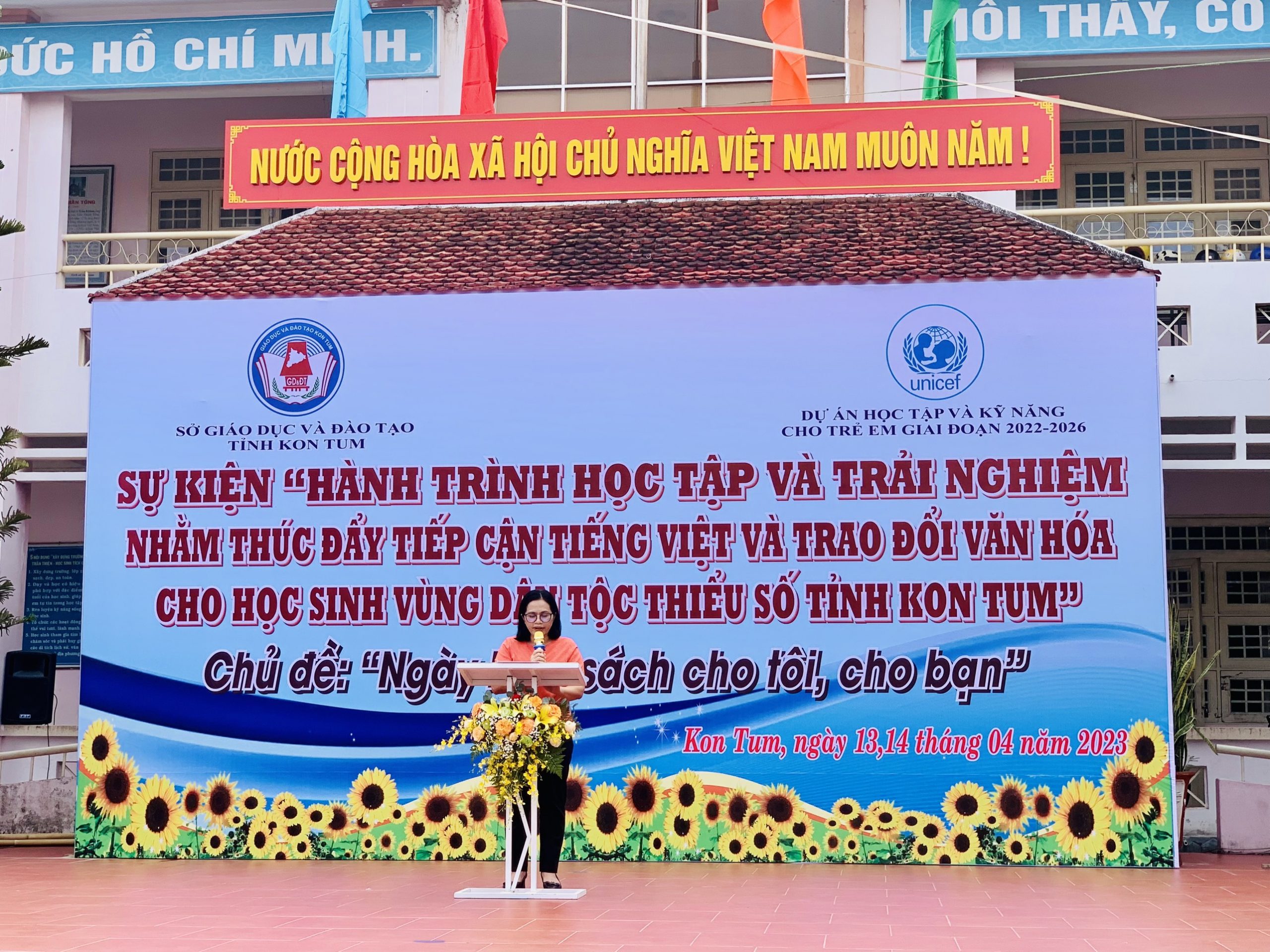 Ngày hội – sách cho tôi, cho bạn