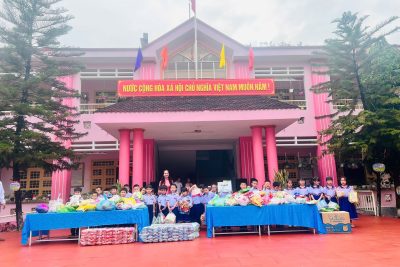 QUYÊN GÓP BÁNH KẸO, SÁCH, VỞ TẶNG CÁC BẠN NHÂN DỊP TẾT TRUNG THU NĂM 2025
