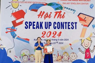 HỌC SINH NHẬN GIẢI CUỘC THI “SPEAK UP” VÀ TIN HỌC TRẺ LẦN THỨ XXIV