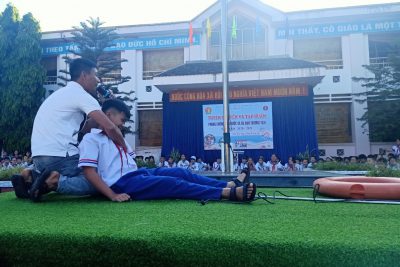 Tuyên truyền và tập huấn phòng chống đuối nước và tai nạn thương tích